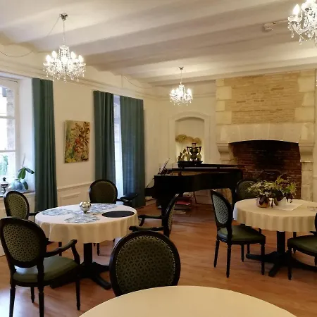 Services Chateau Saint Pierre Oursin Apartamento *