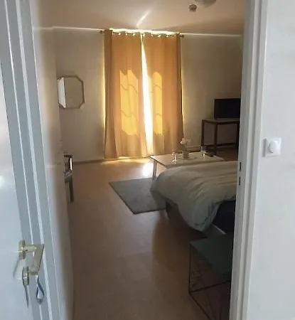 Résidence Services Château Saint Pierre Oursin Appartement *